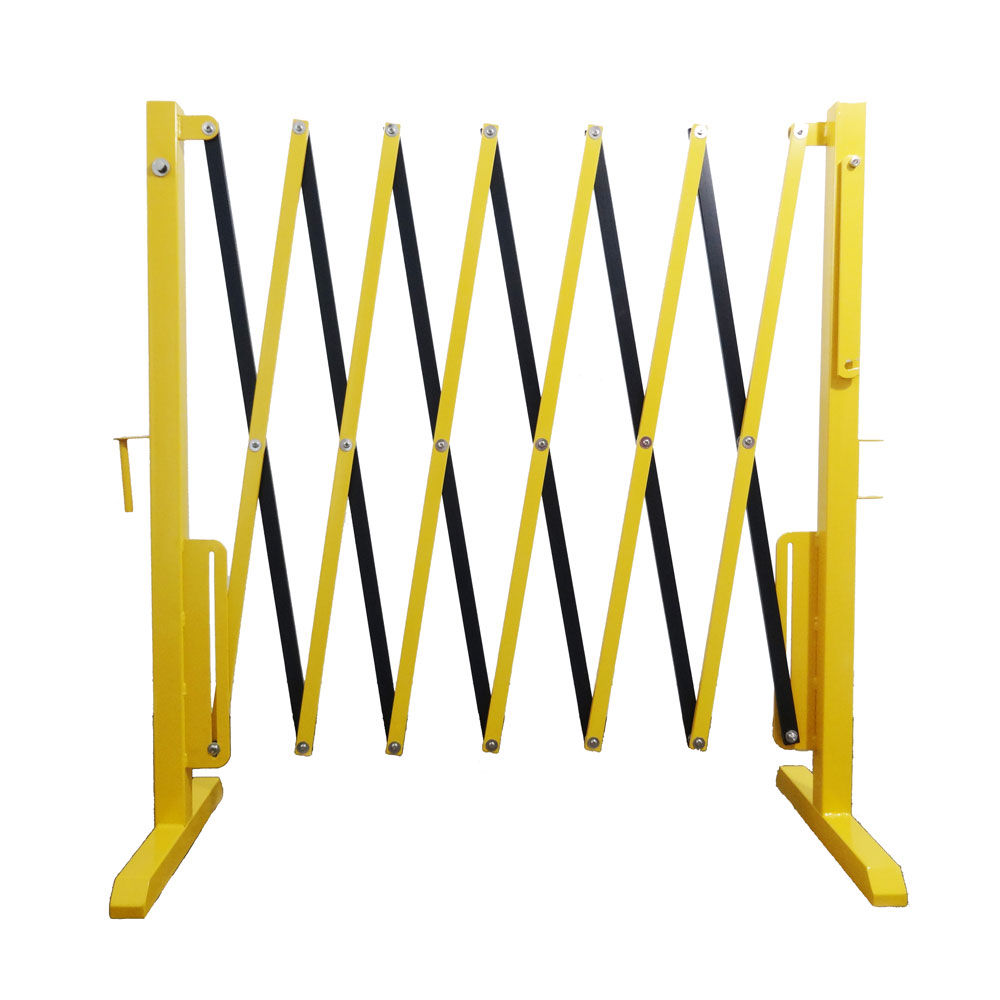 1310 - Retractable Criss Cross Barricade – Great Partner